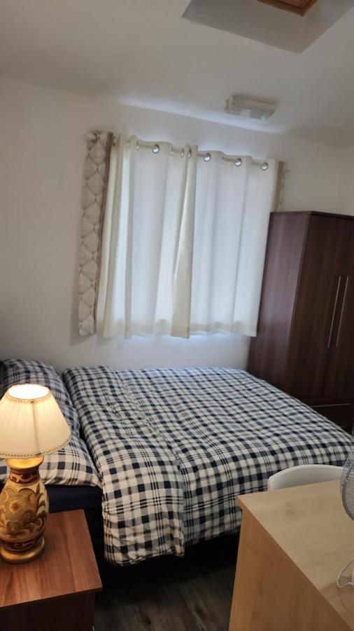 White House Ensuite Double Bedroom 沃灵顿 外观 照片